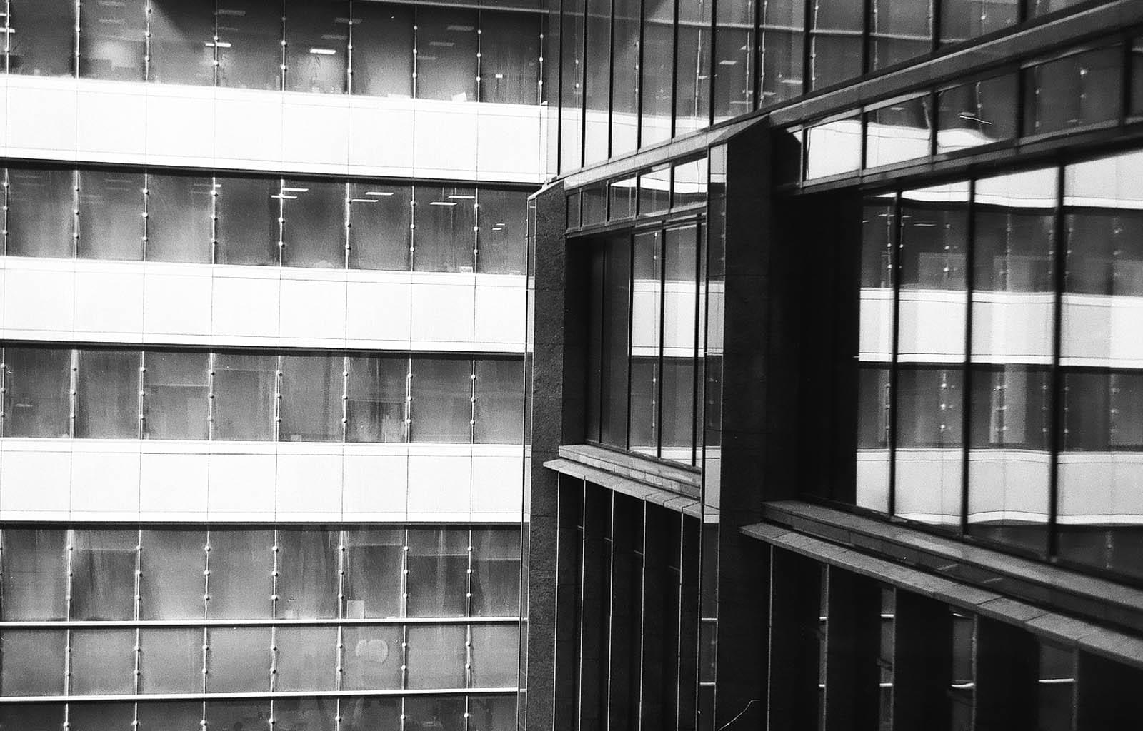 Зеркальные здания