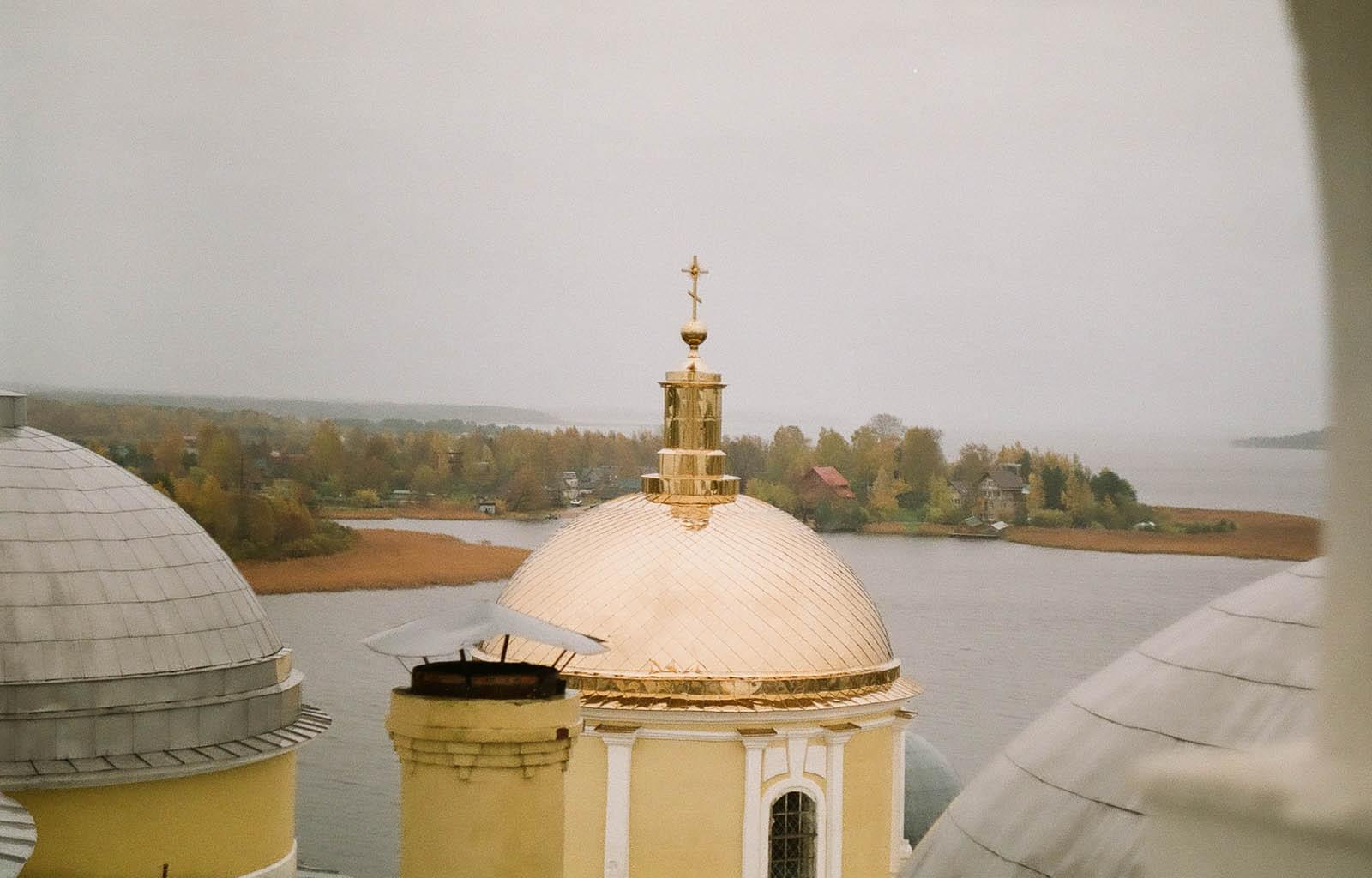 Вид на озеро «Селигер»